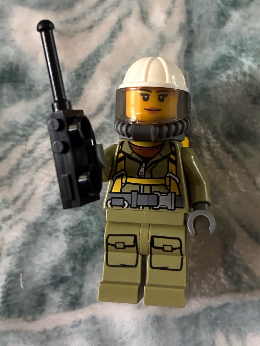 Lego city fire fighter minifigure